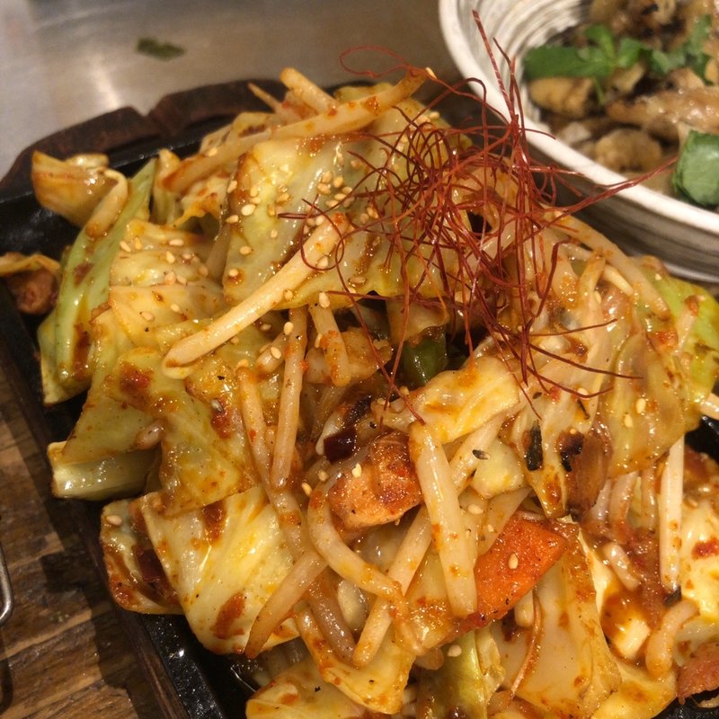 激辛ふもとミックス野菜炒め(佐賀県三瀬村 ふもと赤鶏 田町店)