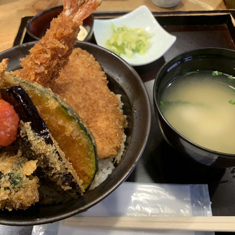 特製合いもり丼(新潟カツ丼タレカツ 本店)