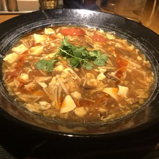 酸辣湯麺(西安餃子 新宿センタービル店 （シーアンギョウザ）)