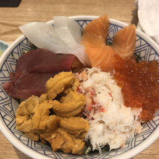 海鮮丼(築地玉寿司 晴海通り店 )