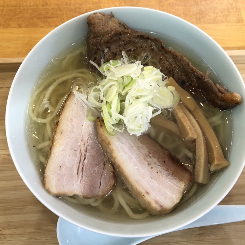 食堂の塩そば・バラナンコツぷるぷるver.トッピング(自家製麺と定食 弦乃月)