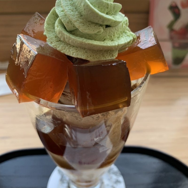 ほうじ茶パフェ(茶寮都路里 大丸東京店 （さりょうつじり）)