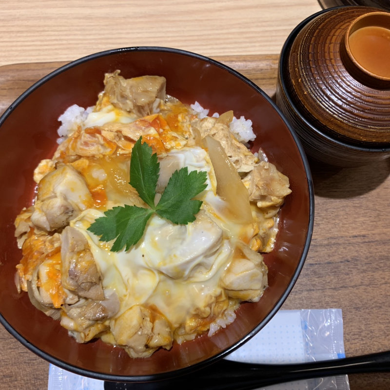 炙り焼き親子丼(鶏陣 ビーンズ武蔵浦和店)