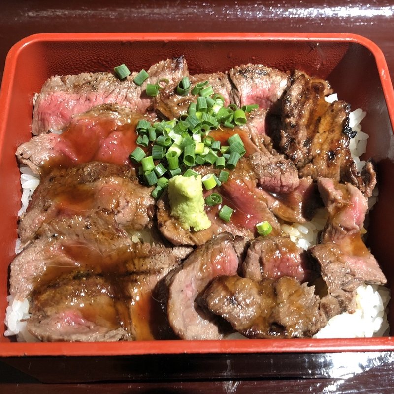 熟成和牛のステーキ重(ステーキハウス 听 銀座店 （ポンド）)