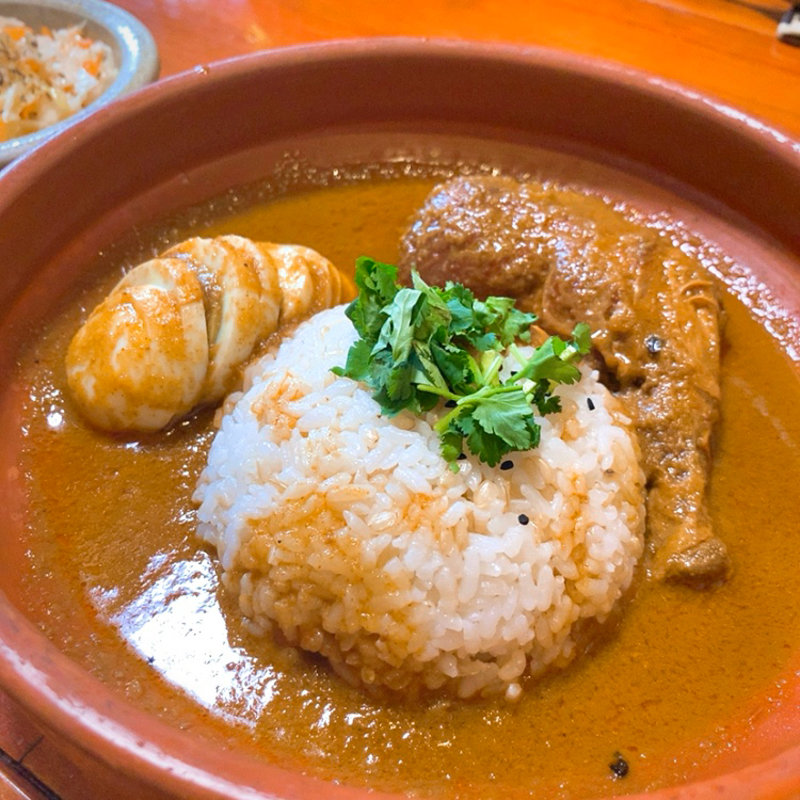 ハイダル薬膳カレーセット（サラダ・紅茶付）(雑貨とカレーの店　ハイダル)