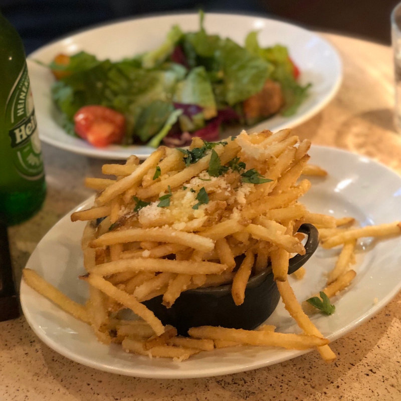 (6th by Oriental Hotel)