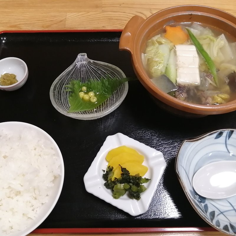 スポネ鍋定食(正直屋 （しょうじきや）)