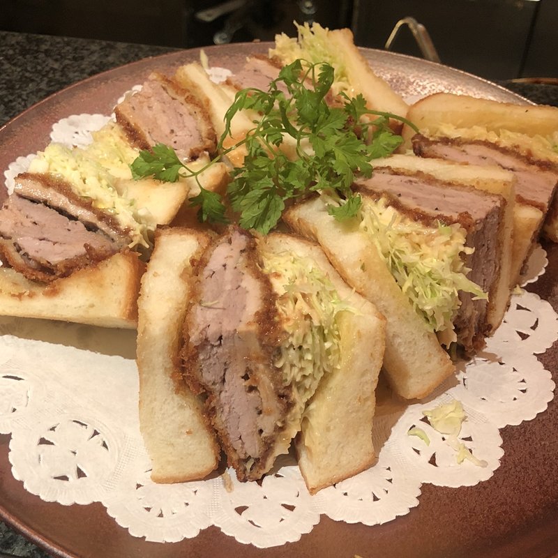 上ヘレかつサンド(とんかつ マンジェ)