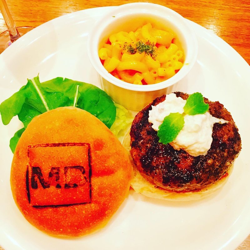 アストーリア(マティーニバーガー)