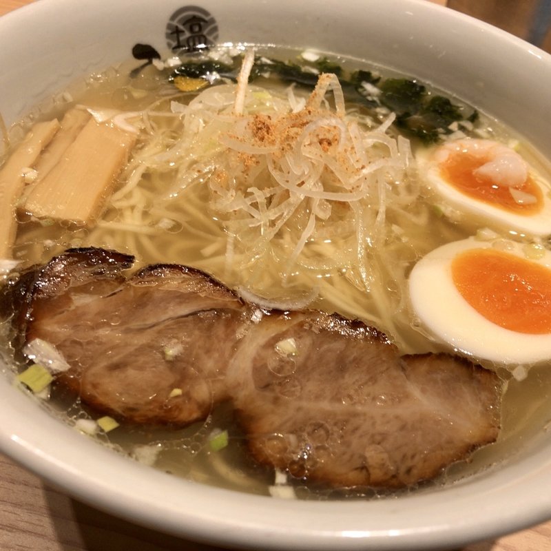 塩玉ラーメン(ひるがお　エディオンなんば店)