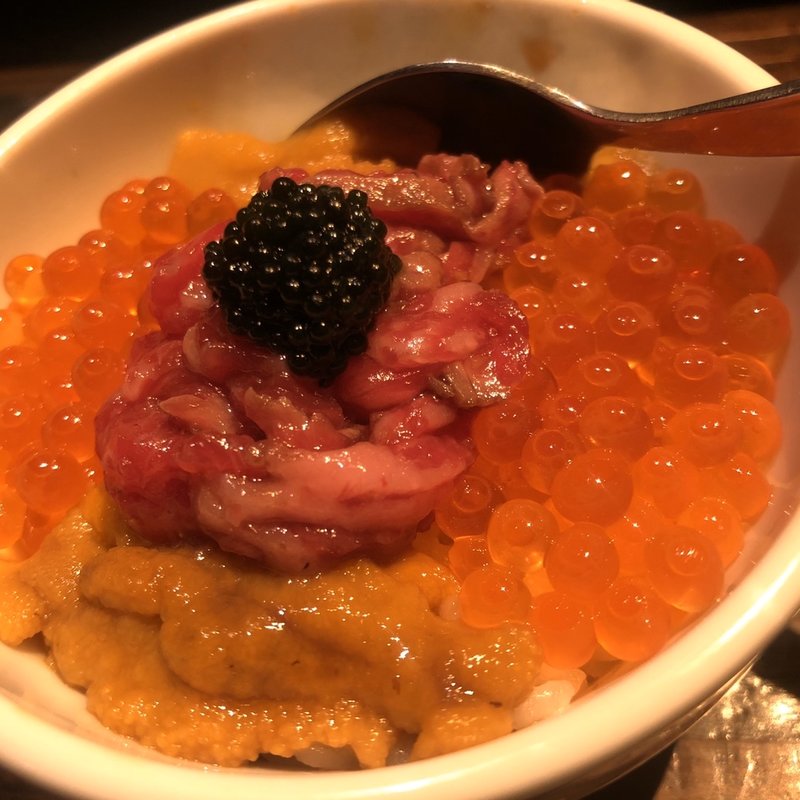 究極の〆 AZABU-DON half(ニクアザブ新橋店)