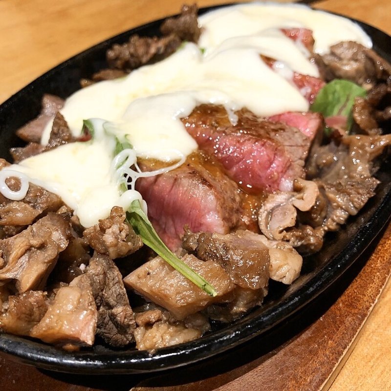 炭焼肉(CHEESE MEAT GARDEN梅田店)