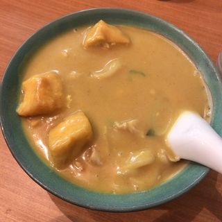 カレーうどん(手打うどん 錦)