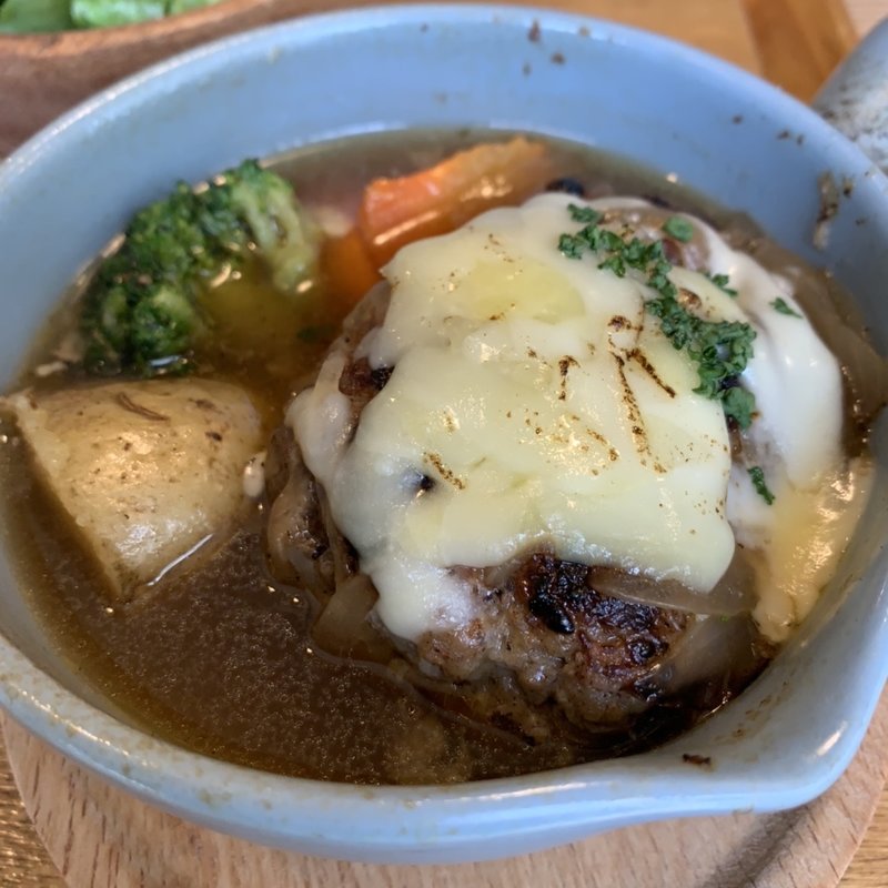 煮込みハンバーグ(Saturday AND READY)