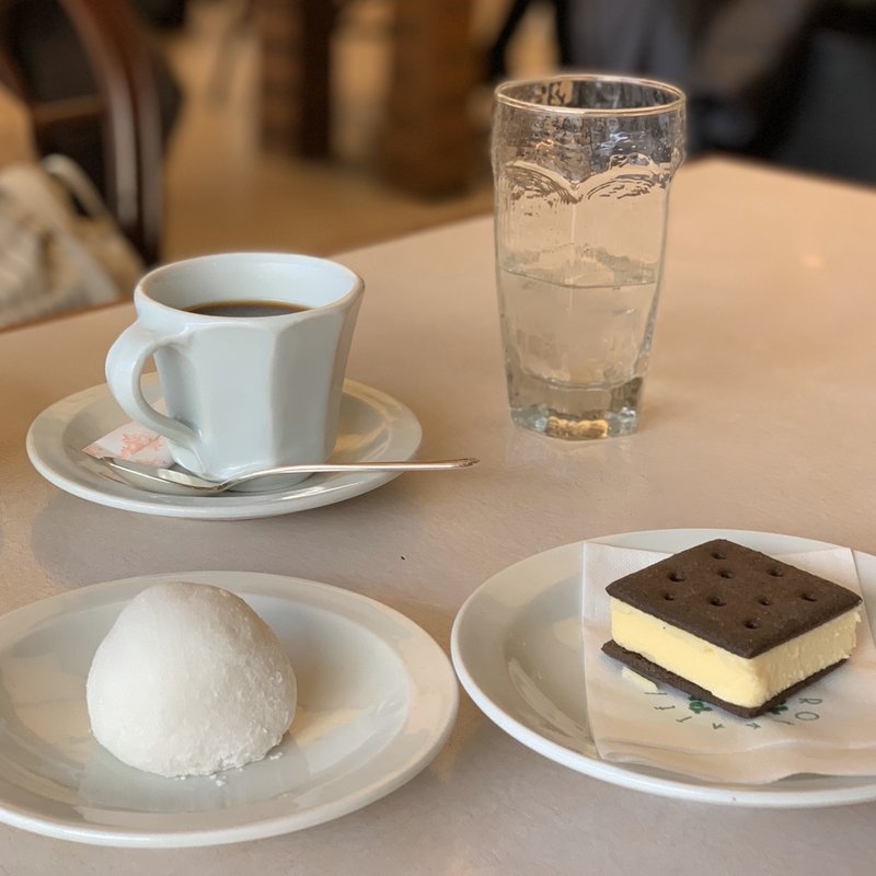 雪こんチーズ(六花亭 札幌本店)