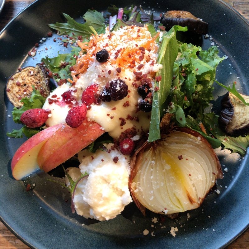 濃厚チーズの粉雪サラダ(青山フラワーマーケット GREEN HOUSE)