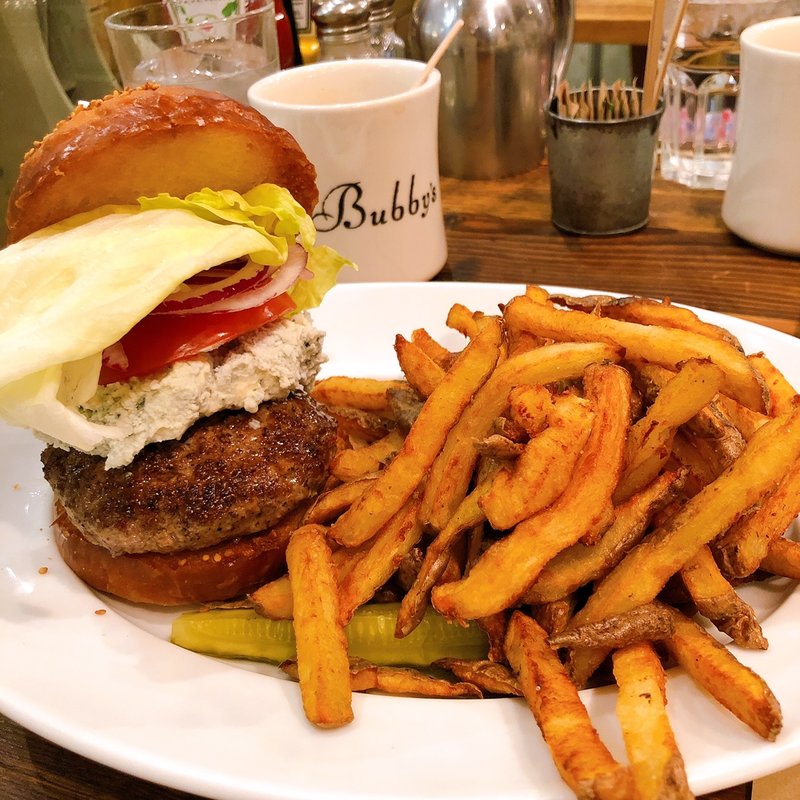 Blue cheese burger(Bubby's Yokohama)