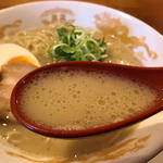 ラーメン(らあめん彩龍 （らあめんさいりゅう）)