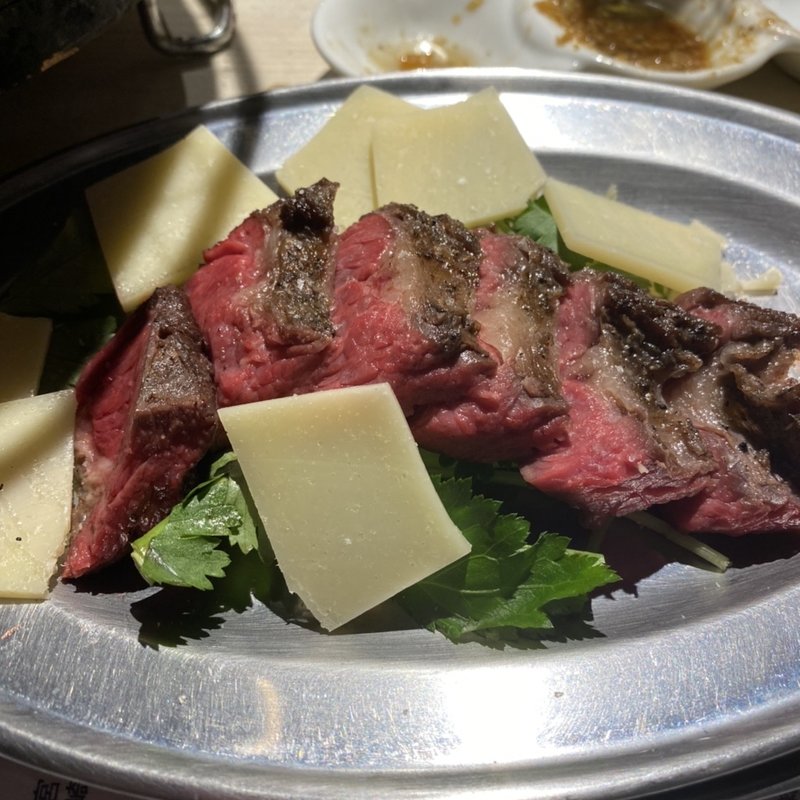 鹿肉たたき(焼ジビエ罠 一目)