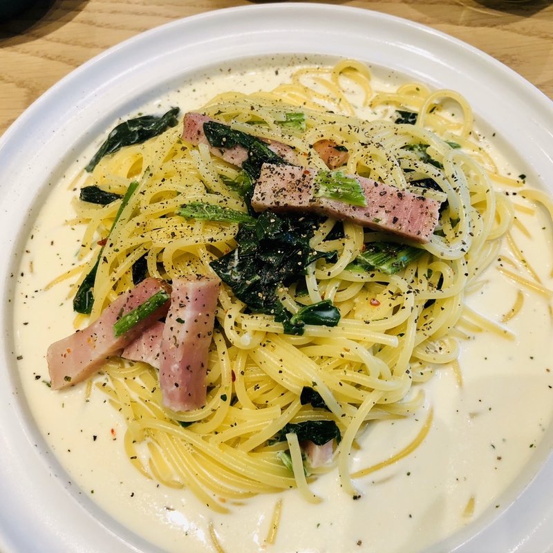 ほうれん草とベーコンのクリームパスタ(からふね屋珈琲 高槻店)
