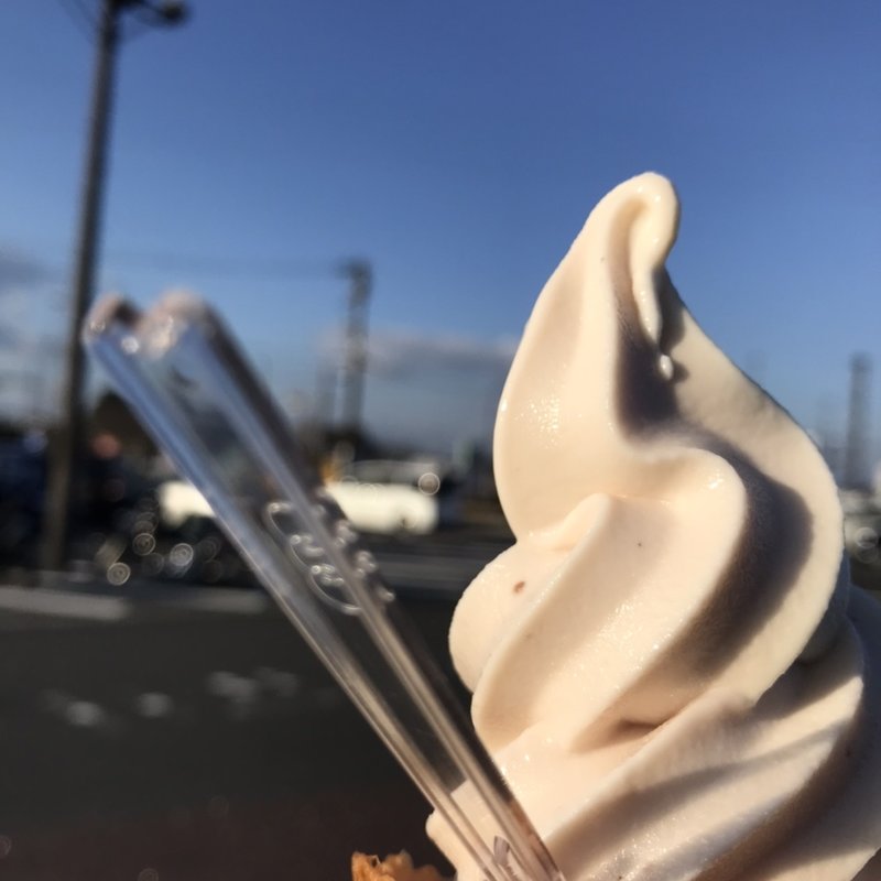 イチゴミルクソフト🍦(道の駅 なかつ )