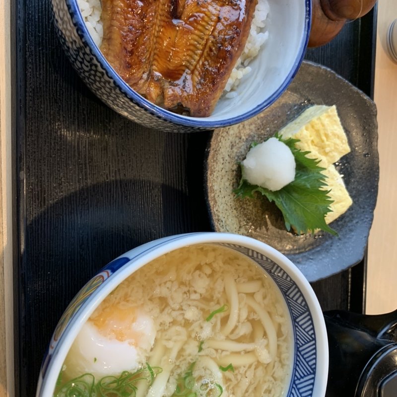 月見うどん・うな丼(叶屋)