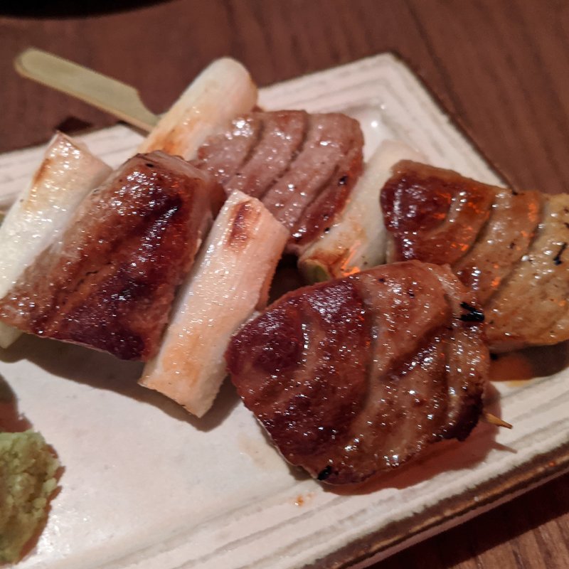 本マグロ脳天トロ串(おでん屋 ずぶ六)