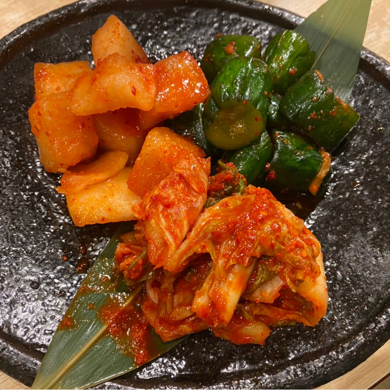 キムチ(七輪焼肉 肉屋 )