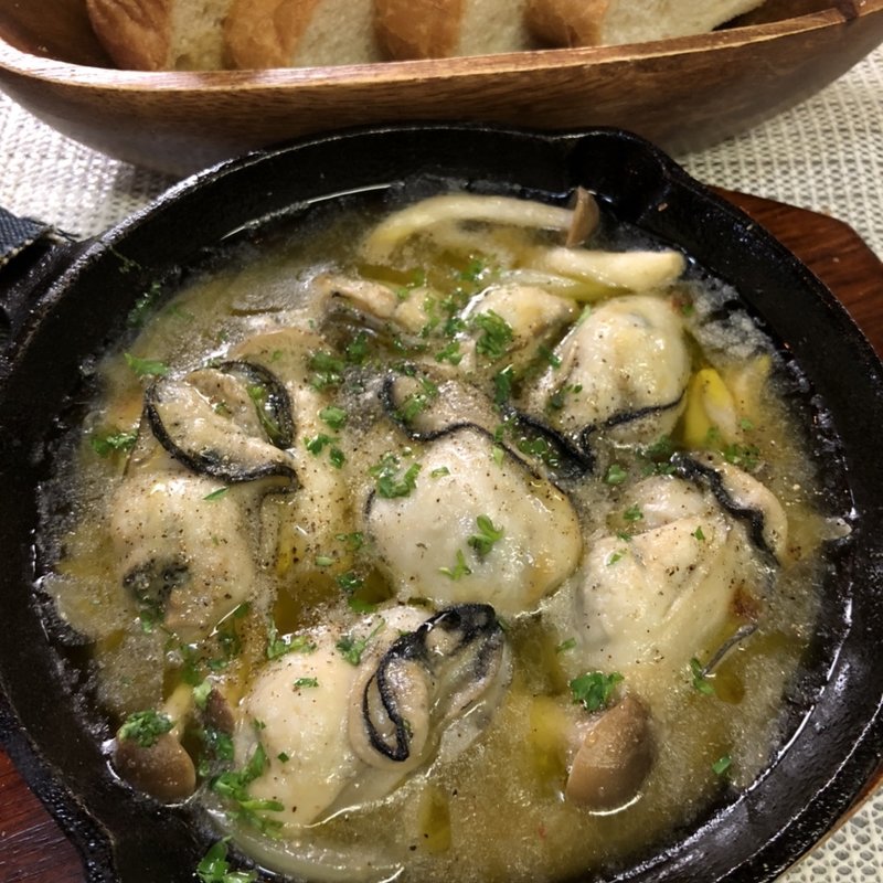 広島牡蠣のアヒージョ(イート·イート eat·eat)