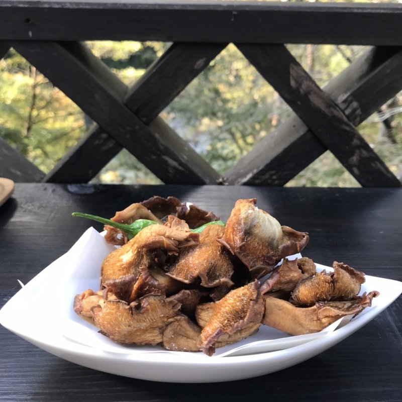 あわび茸の唐揚げ(森の中のお肉レストラン アースガーデン)