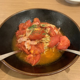 完熟トマト ベーコン ニンニク (らるきい)