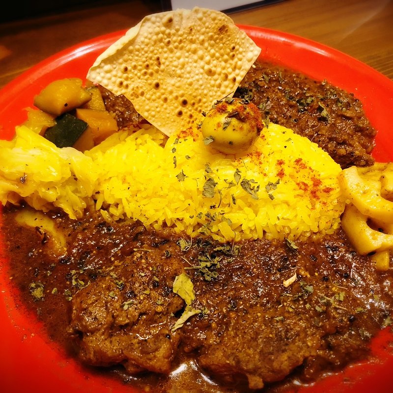 海老出汁ポークキーマとほうじ茶チキンのあいがけ(spice house カリーノアトリエ)