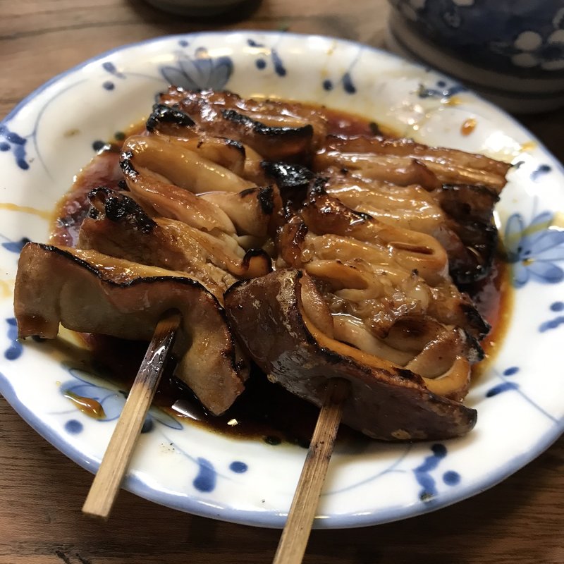 シロ(もつ焼き 八角)