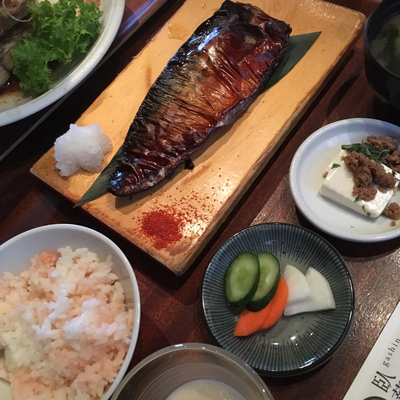 焼魚御膳(臥薪　大船)