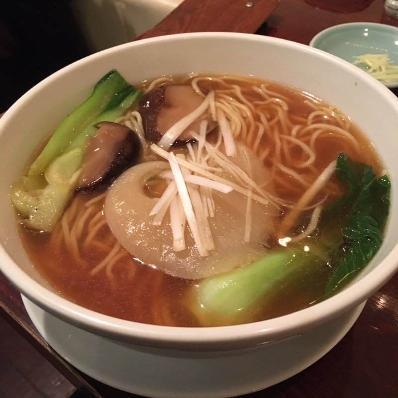 フカヒレ姿麺(廣東飯店)