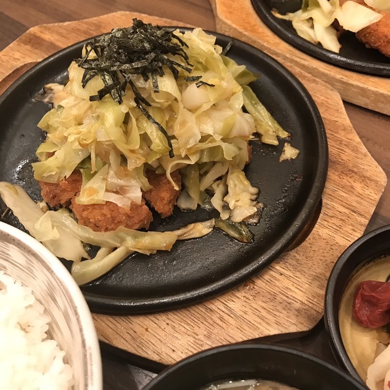 とんかつ茶づけ(民芸茶房 レストランすずや 北新宿店)