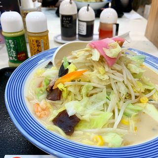 野菜たっぷりちゃんぽん(リンガーハット 新宿東宝ビル店)