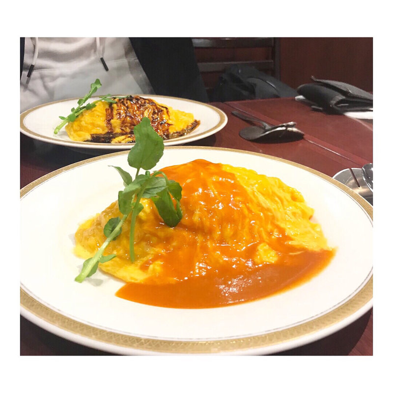 トマトソースオムライス(グリル丸の内亭 西武池袋店)