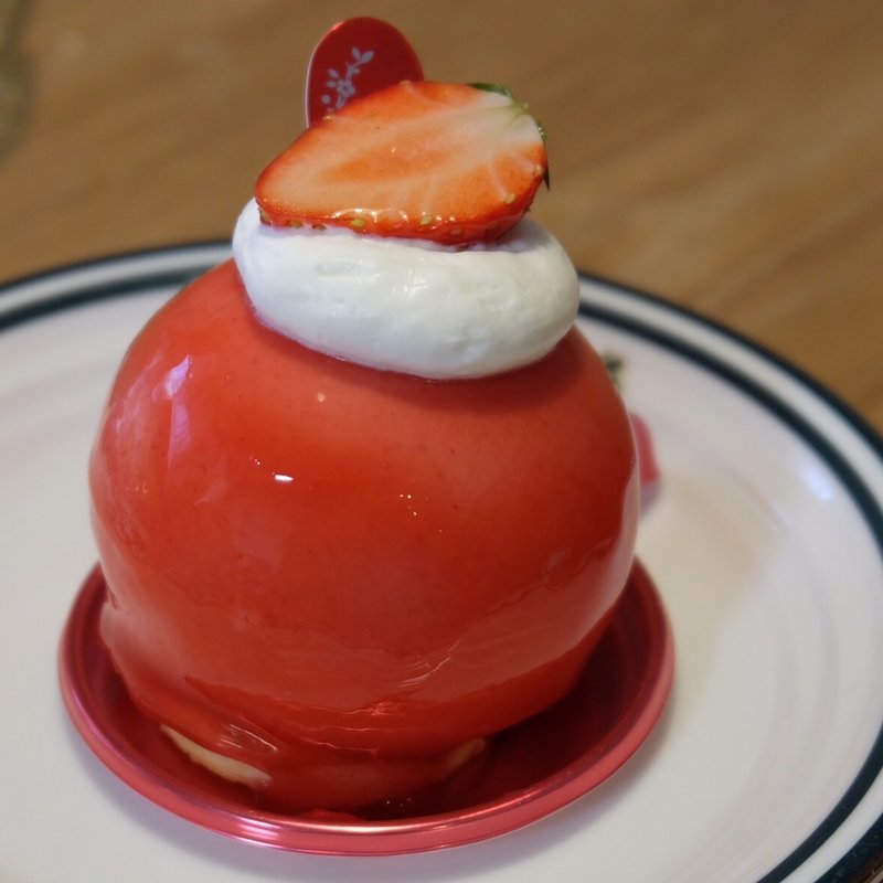 ムース・オ・フレーズ(パティスリー・ラ・ベルデュール)