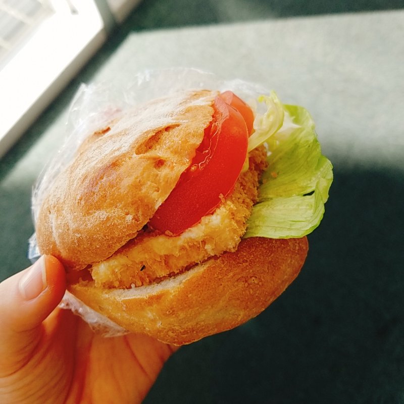 豆腐かつサンド(ニューサフラン)