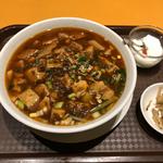 麻婆豆腐ラーメン(中華料理 上海大飯店)