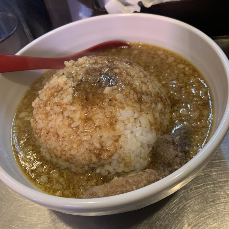 タテヲノカレー　大盛(波風タテヲ)