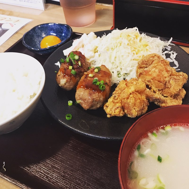 秘伝醤油からあげ＆特製つくね定食(からあげの鳥丸 新小岩本店)