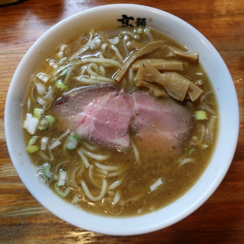 らあ麺(麺 高はし （めんたかはし）)