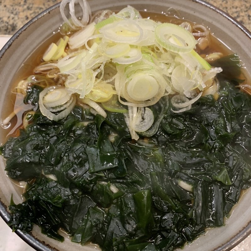わかめそばネギ増(かめや 新宿店 )