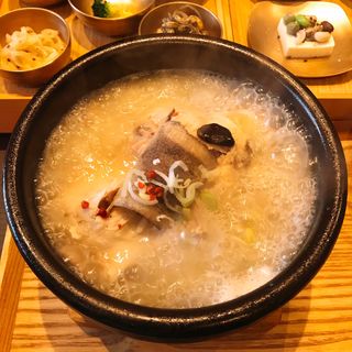 参鶏湯(New Korean HASUO)