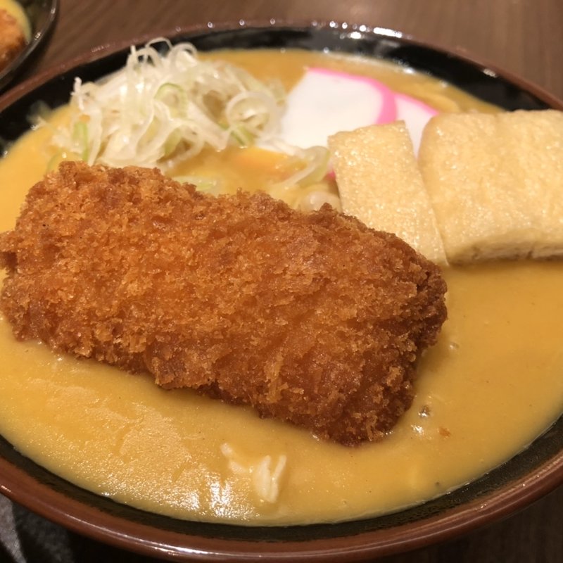 かにクリームカレーうどん(名代 松本家 中洲店)