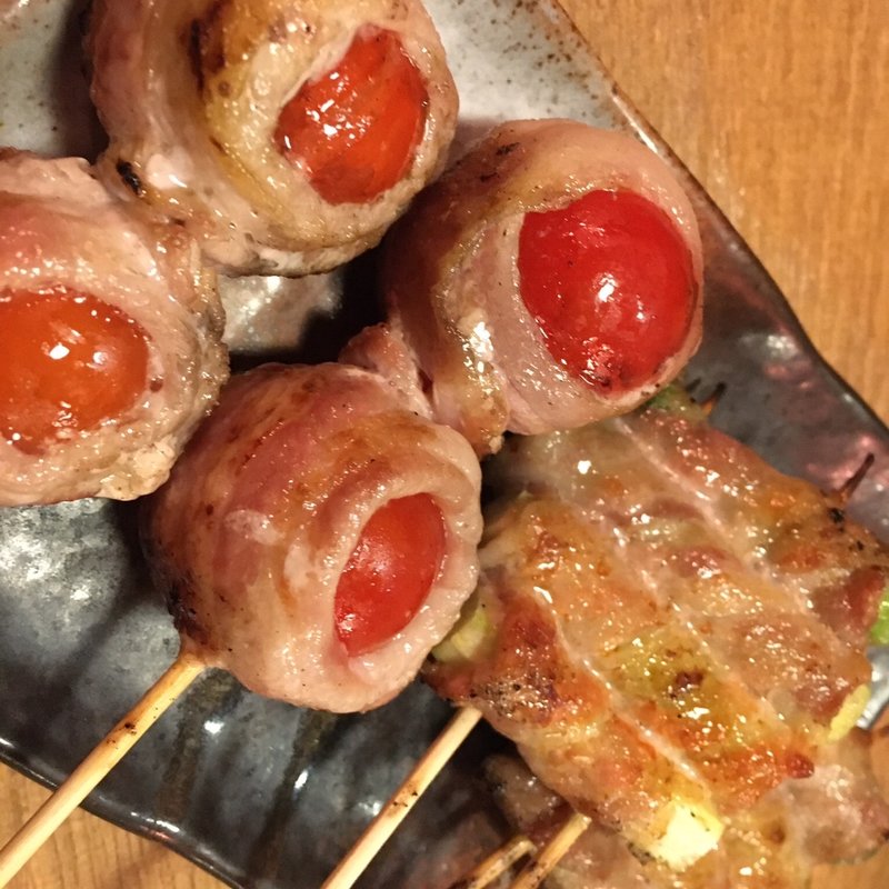 トマト、アスパラ巻き(とんちゃん 川崎店)