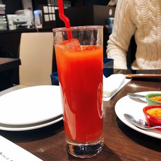 ブラッドオレンジジュース(俺のフレンチ 梅田 )