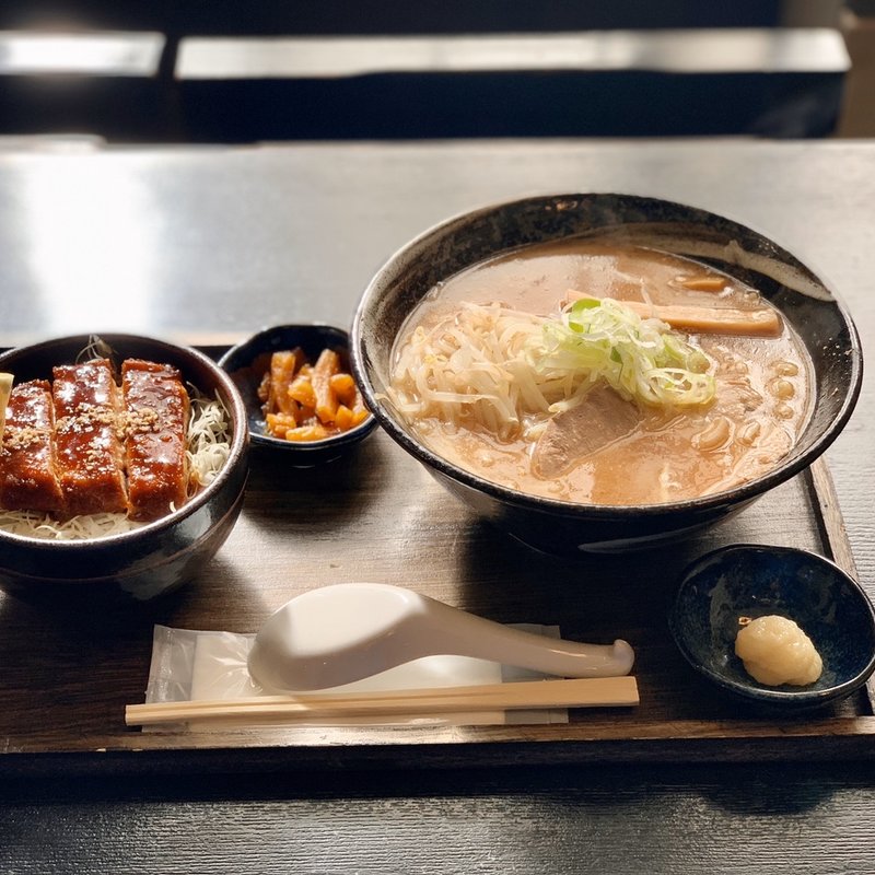 贅沢ランチ蔵一壱番(富士箱根サービスステーション・蔵一)